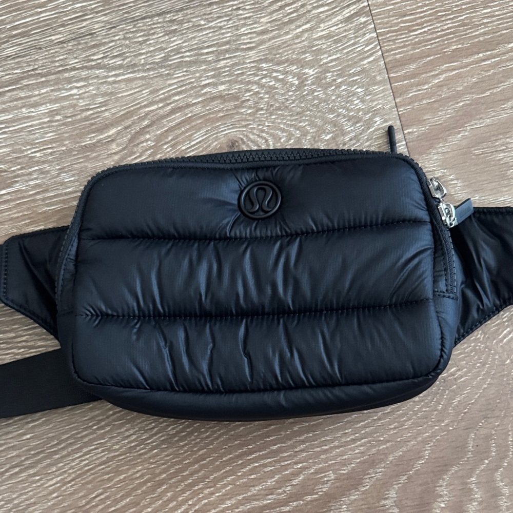 lululemon athletica Padded Black Belt Bag